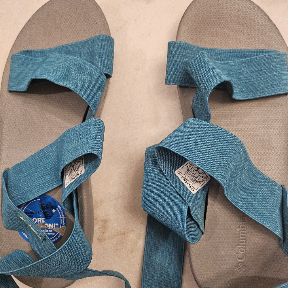 Columbia Women's Blue Sandals